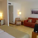 Hotel Seth Port 4*
