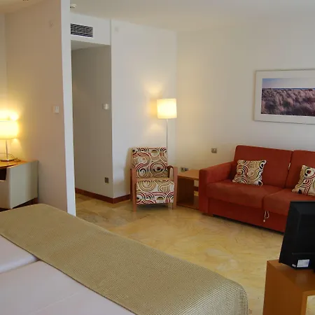 Hotel Seth Port 4*