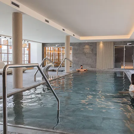 Seth Port Hotel 4*