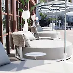 Hotel Seth Port 4*